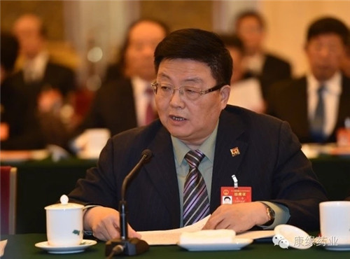 康缘集团董事长萧伟出席第十二届全国人大五次会议纪实