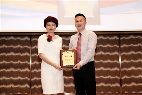 完美福建分公司年中业务会议在漳州召开
