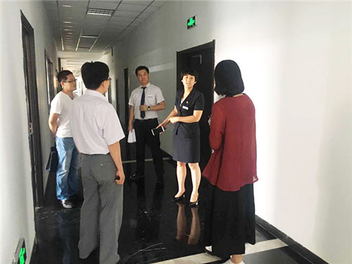 威海经区工会常务副主席刘海滨莅临安然公司参观指导