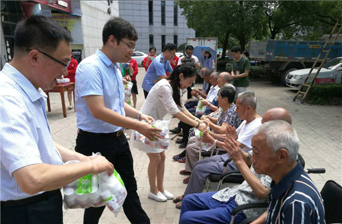 感恩有你 健康同行——天狮集团捐赠湖州慈爱中心20余万元爱心产品