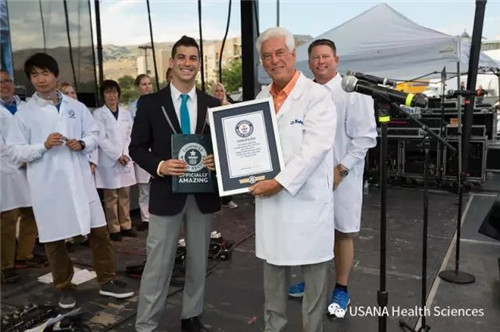 USANA 成功打破吉尼斯世界纪录 并为基金会募捐23万份餐食