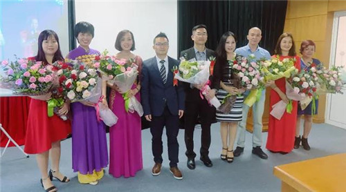 权健越南分公司成功举办集团十四周年盛典分享会