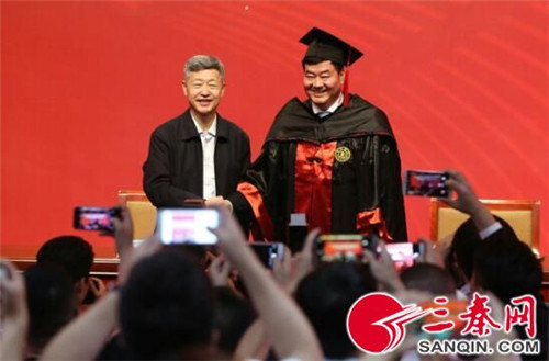 三八妇乐袁晓峰受聘为西安工程大学客座教授