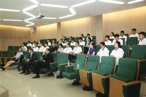 清华大学李蓬在隆力奇研讨大健康科研项目