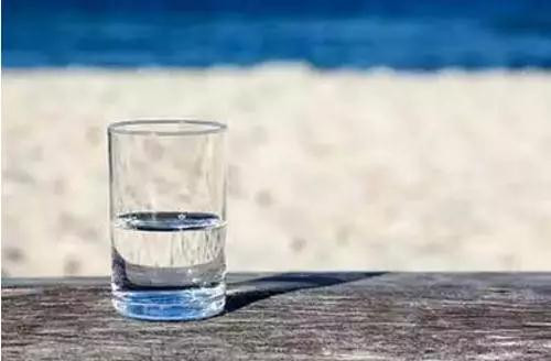 一杯水，看透人生