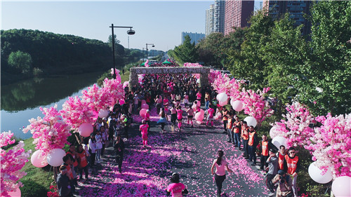 玫琳凯2018杭州国际女子马拉松魅力开跑