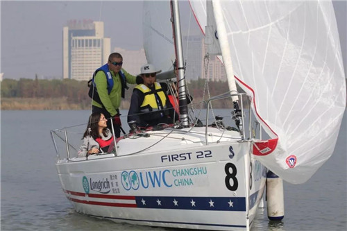 隆力奇赞助2018第二届常熟UWC杯昆承湖帆船赛