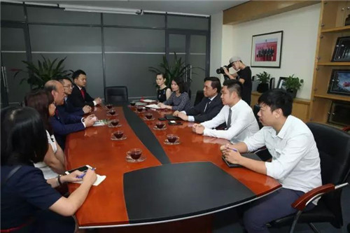 天狮集团李金元董事率团访问越南外贸大学并达成合作意向