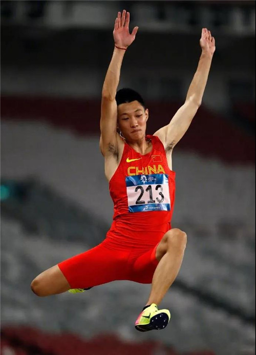 尚赫：赫·彩，助力体育健儿奔跑强国风范