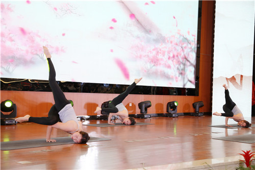 2019年全国健身瑜伽赛新闻发布会在隆力奇隆重举行
