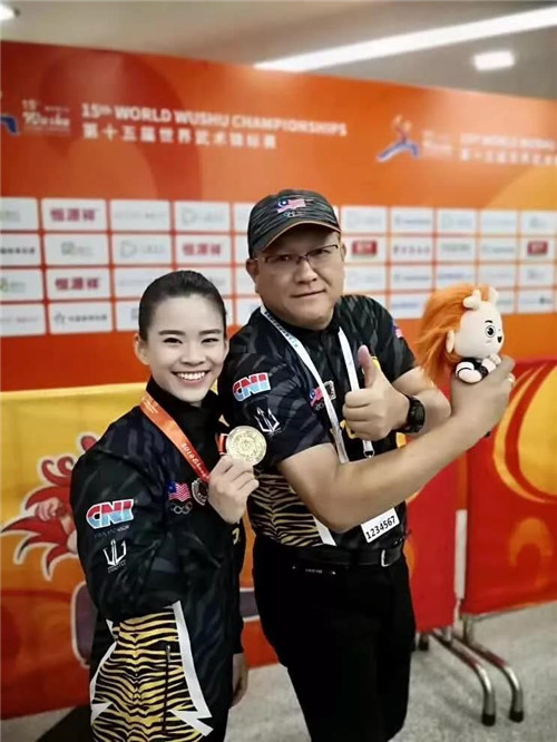长青：马来西亚选手身着CNI战袍世界武术锦标赛再创佳绩