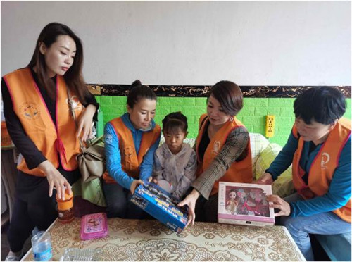“如新中华儿童心脏病基金”救助项目走进榆林开展回访活动